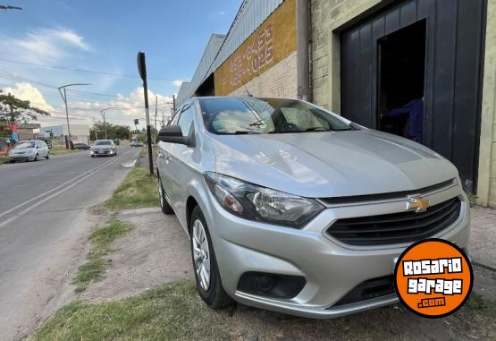 Autos - Chevrolet Onix 2017 Nafta 135000Km - En Venta