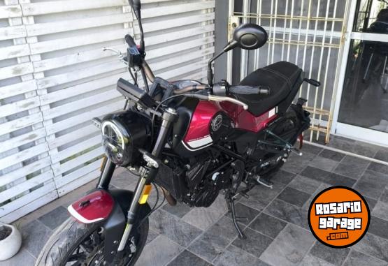 Motos - Benelli Leoncino 250 2022 Nafta 15000Km - En Venta