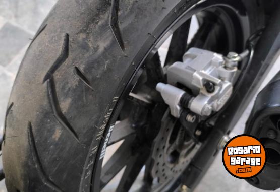 Motos - Benelli Leoncino 250 2022 Nafta 15000Km - En Venta