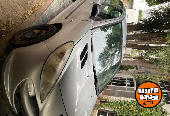 Autos - Peugeot 207 compact 2013 Nafta 247000Km - En Venta