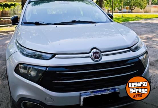 Utilitarios - Fiat Toro Vulcano AT9 4x4 2.0 2017 Diesel 160000Km - En Venta