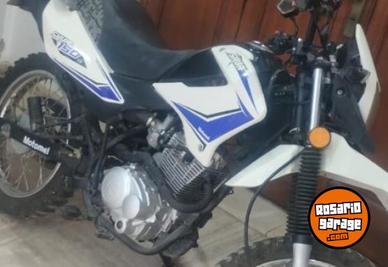 Motos - Motomel SKUA 2017 Nafta 1111Km - En Venta