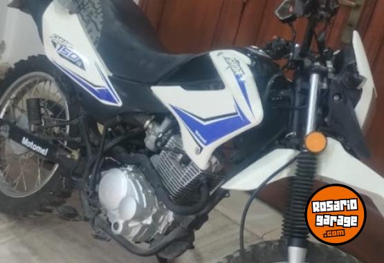 Motos - Motomel SKUA 2017 Nafta 1111Km - En Venta