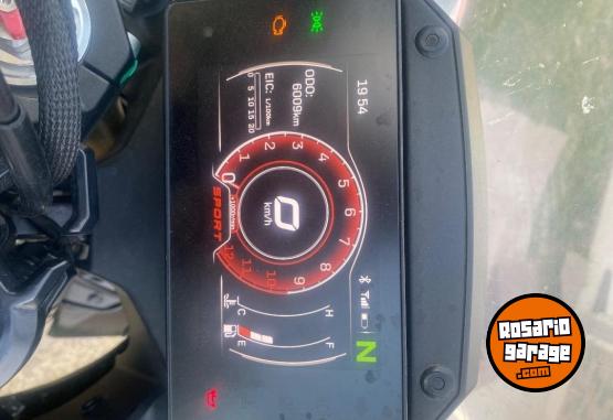 Motos - CF MT650 2022 Nafta 6000Km - En Venta