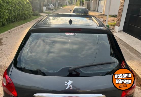 Autos - Peugeot 207 2010 Nafta 180Km - En Venta