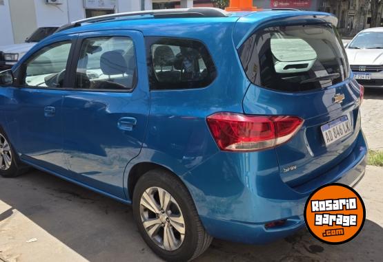 Autos - Chevrolet Spin 2019 Nafta 80000Km - En Venta