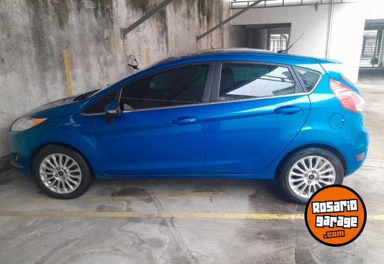 Autos - Ford Fiesta titanium 2016 Nafta 66000Km - En Venta
