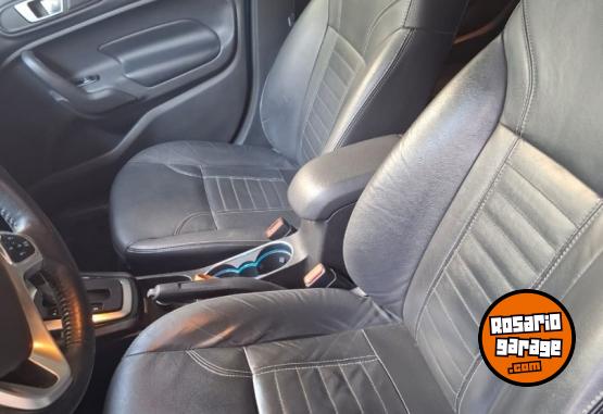 Autos - Ford Fiesta titanium 2016 Nafta 66000Km - En Venta