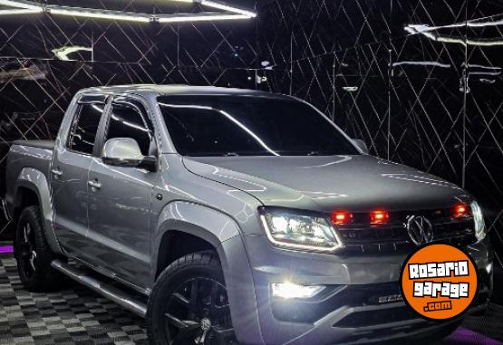 Camionetas - Volkswagen Amarok v6 highline 2023 Diesel 73000Km - En Venta