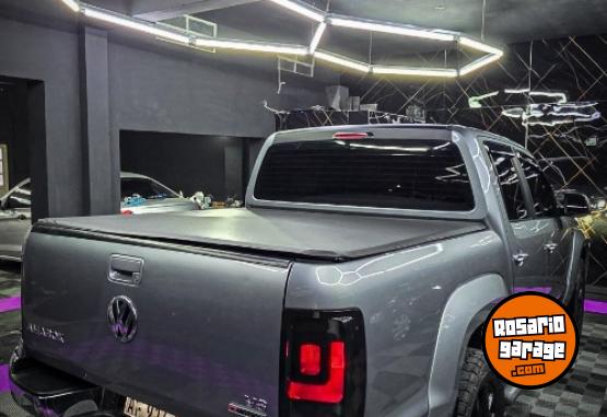 Camionetas - Volkswagen Amarok v6 highline 2023 Diesel 73000Km - En Venta