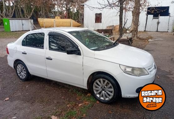 Autos - Volkswagen Voyage 2010 Nafta 210000Km - En Venta