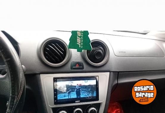 Autos - Volkswagen Voyage 2010 Nafta 210000Km - En Venta