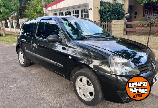Autos - Renault clio yahoo 2006 Nafta 183000Km - En Venta