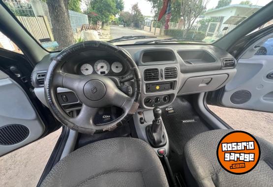 Autos - Renault clio yahoo 2006 Nafta 183000Km - En Venta