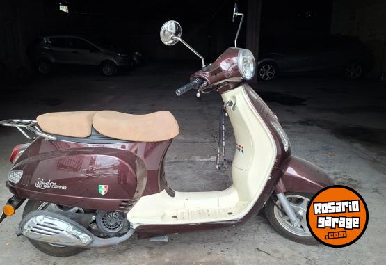 Motos - Motomel Strato 2021 Nafta 10500Km - En Venta