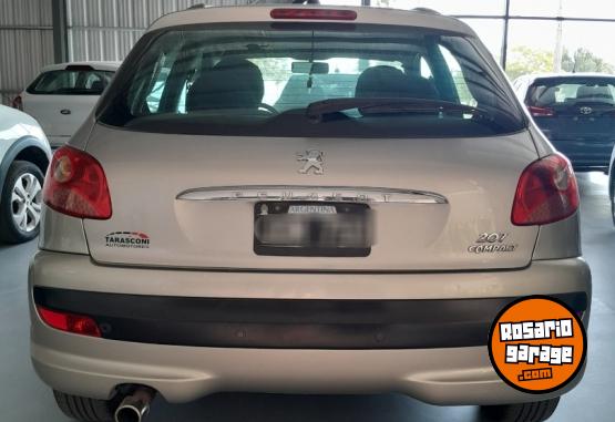 Autos - Peugeot 207 xt 2011 Nafta 155000Km - En Venta