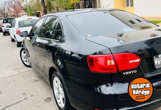 Autos - Volkswagen Vento Luxury 2.5 2013 GNC 165000Km - En Venta