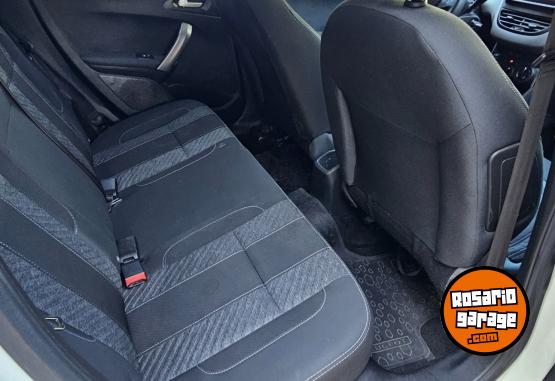 Autos - Peugeot 208 1.6vti C3 POLO 2018 Nafta 73000Km - En Venta