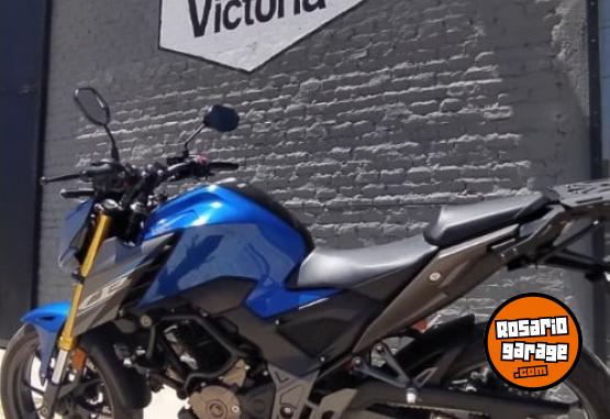 Motos - Honda CB300 F Twister 2023 Nafta 8800Km - En Venta