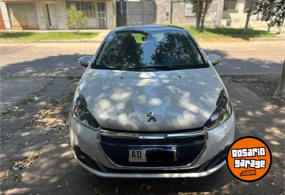 Autos - Peugeot 208 feline 2019 Nafta 65000Km - En Venta