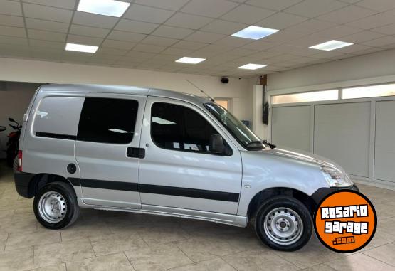 Utilitarios - Citroen BERLINGO 2021 Diesel 90000Km - En Venta