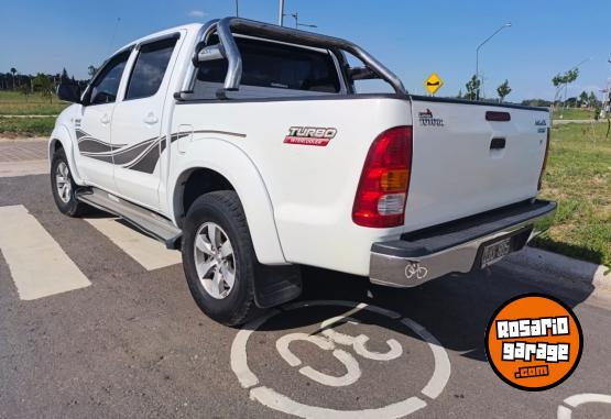 Camionetas - Toyota Hilux srv 2008 Diesel 350000Km - En Venta