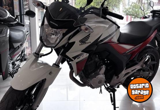 Motos - Honda TWISTER 2019 Nafta 9000Km - En Venta