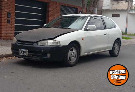 Autos - Mitsubishi Colt 1997 Nafta 280000Km - En Venta