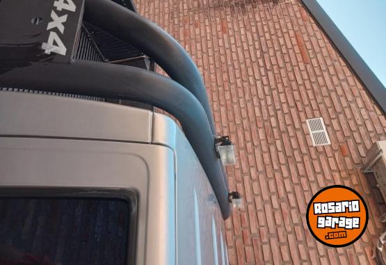 Camionetas - Isuzu Pick up 1998 Diesel 282000Km - En Venta