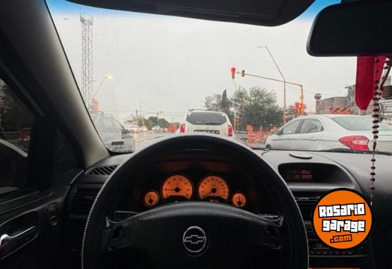 Autos - Chevrolet Astra GLS 2011 Nafta 195000Km - En Venta