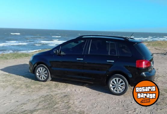 Autos - Volkswagen Suran 2011 Nafta 50000Km - En Venta