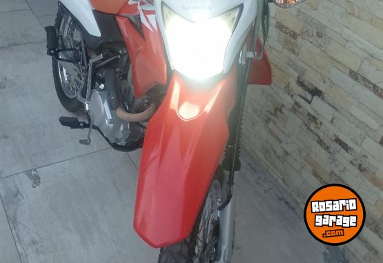 Motos - Honda Xr 150 2022 Nafta 24700Km - En Venta