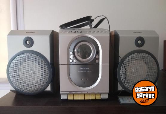Hogar - MICROCOMPONENTE PHILLIPS CON RADIO, CD Y CONTROL REMOTO. - En Venta