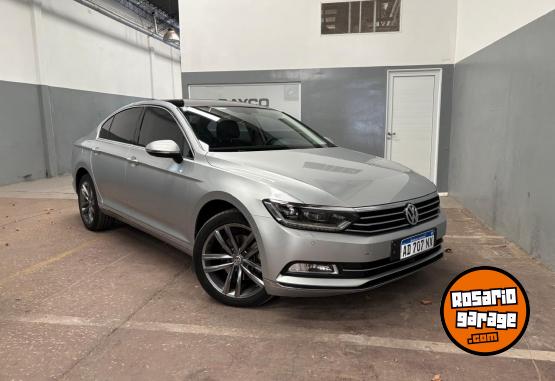 Autos - Volkswagen Passat 2.0Tsi Highline 2018 Nafta 90000Km - En Venta