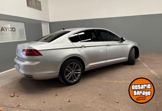 Autos - Volkswagen Passat 2.0Tsi Highline 2018 Nafta 90000Km - En Venta