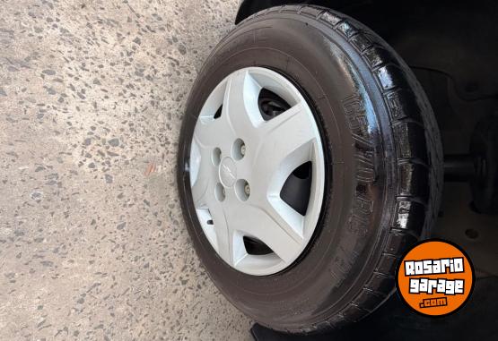 Autos - Chevrolet Celta 5p 2011 LS. 2011 Nafta 80000Km - En Venta