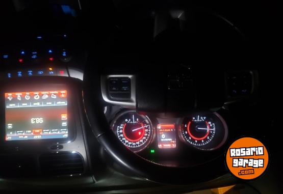 Camionetas - Dodge Journey 2014 Nafta 149000Km - En Venta