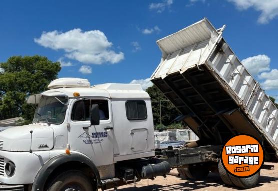 Camiones y Gr�as - Mercedes Benz 1114 - En Venta