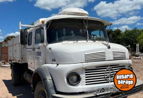 Camiones y Gr�as - Mercedes Benz 1114 - En Venta