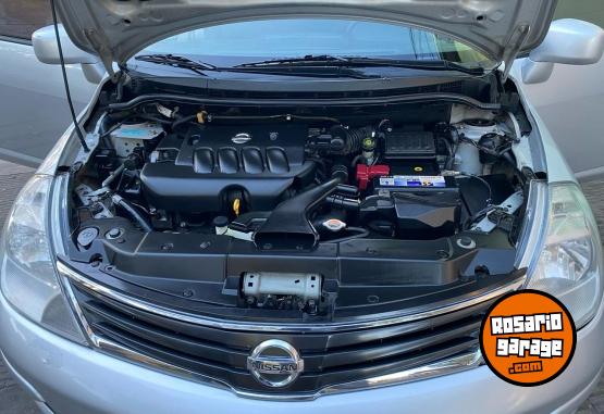 Autos - Nissan Tiida Acenta 2010 Nafta 195000Km - En Venta