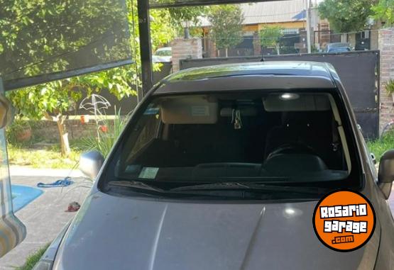 Autos - Nissan Tiida Acenta 2010 Nafta 195000Km - En Venta