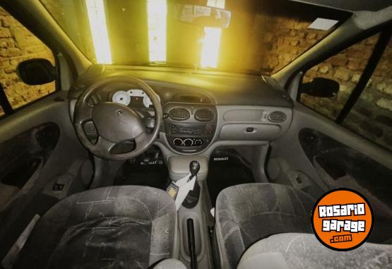 Autos - Renault Scenic tdi 1.9 2007 Diesel 215000Km - En Venta