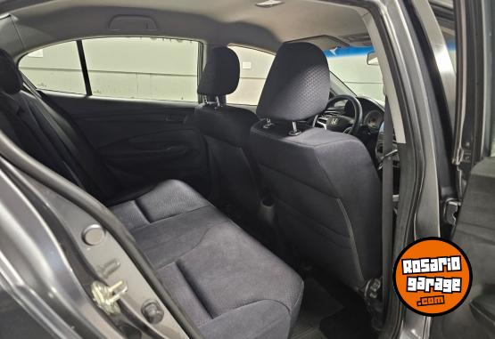 Autos - Honda City Lx 1.5 2011 Nafta 220000Km - En Venta