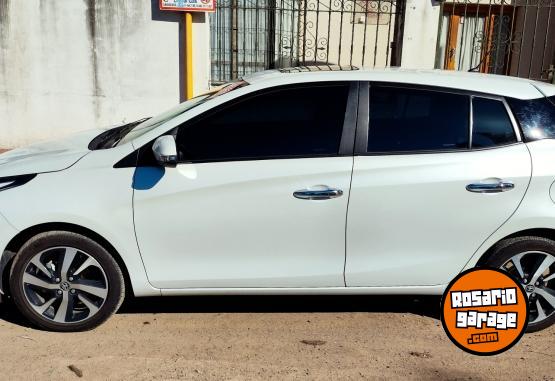 Autos - Toyota Yaris S CVT 2025 Nafta 10000Km - En Venta