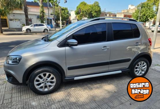 Autos - Volkswagen Fox Crossfox highline 1.6 2012 Nafta 157000Km - En Venta