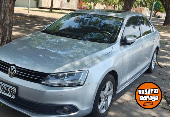 Autos - Volkswagen Vento luxury triptonic 2014 Nafta 175000Km - En Venta