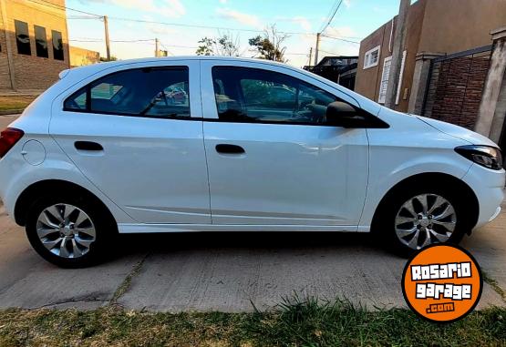 Autos - Chevrolet Onix LT 2017 Nafta 180000Km - En Venta
