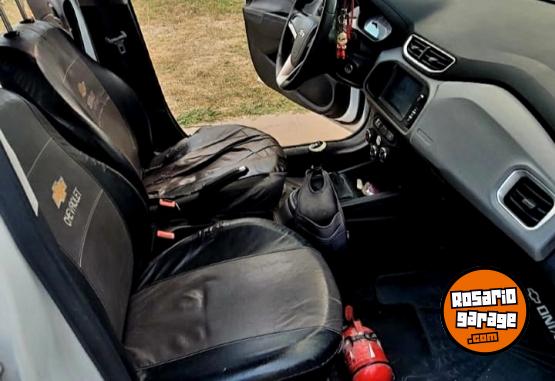 Autos - Chevrolet Onix LT 2017 Nafta 180000Km - En Venta