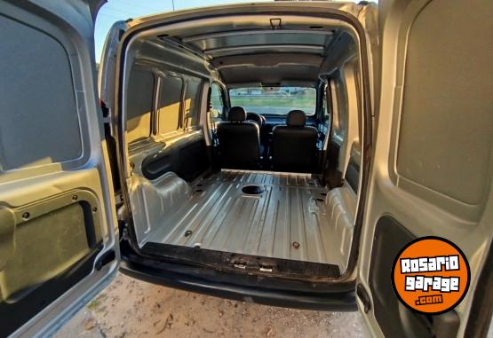 Utilitarios - Renault KANGOO 2015 Nafta 150000Km - En Venta