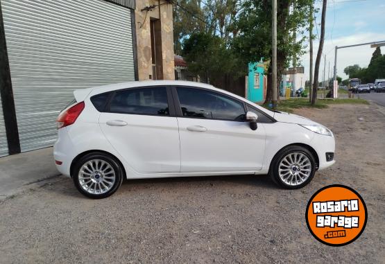 Autos - Ford FIESTA 2016 Nafta 80000Km - En Venta
